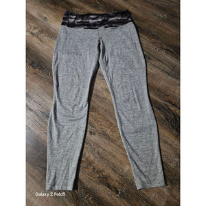 Women's Patagonia Gray & Black Leggings Size 4